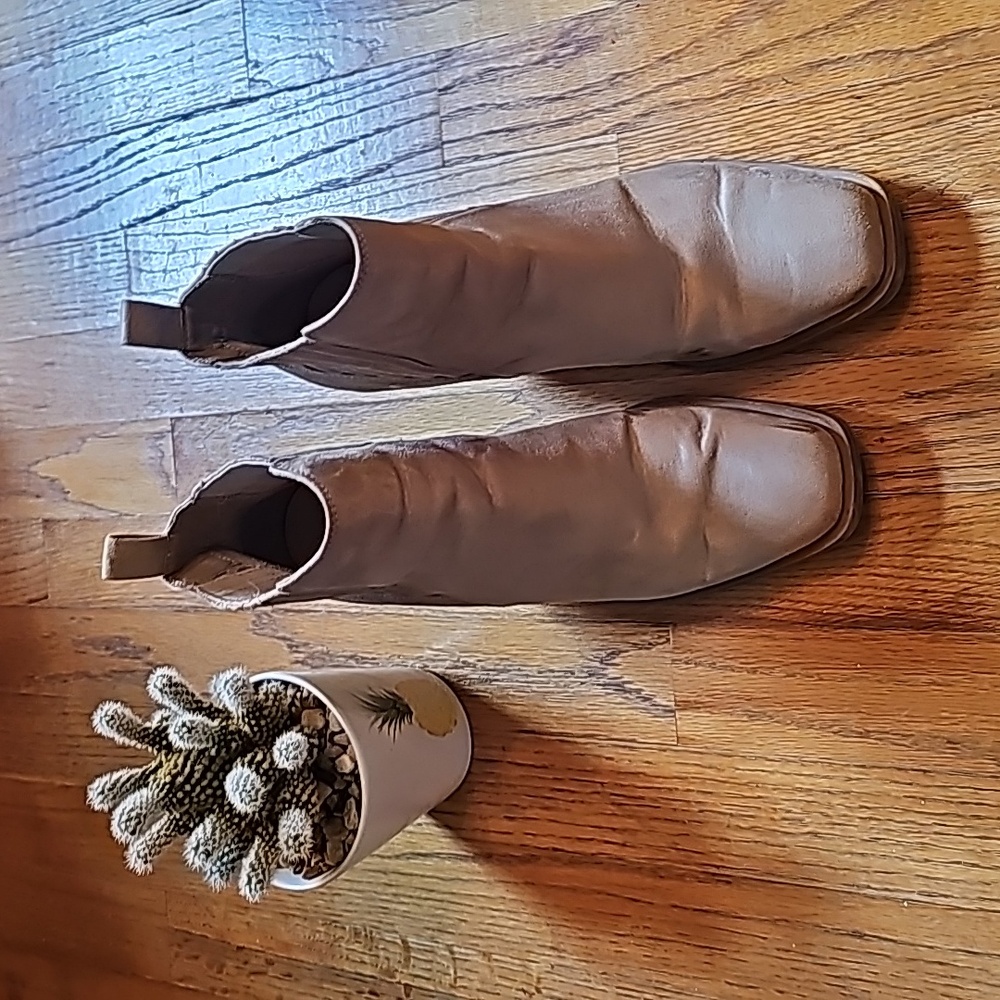 MICHAEL BY MICHAEL SHANNON Lindsay Faux Suede Boots Size 9